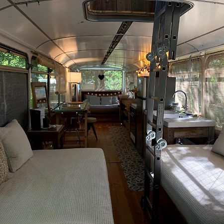 Magic Roof Top Bus With Big Bath In The Tree Forest! Mimizan Esterno foto