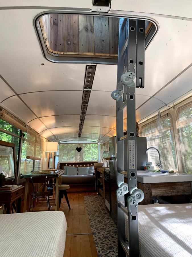 Magic Roof Top Bus With Big Bath In The Tree Forest! Mimizan Esterno foto