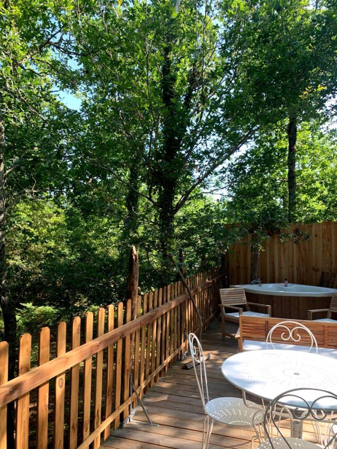Magic Roof Top Bus With Big Bath In The Tree Forest! Mimizan Esterno foto